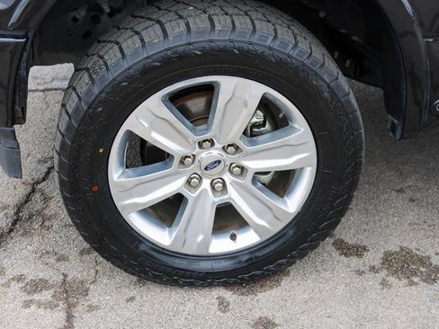 Used 2020 Ford F150 Platinum w/ Equipment Group 701A Luxury image 7