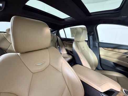 Used 2023 Cadillac CT5 Premium Luxury RWD image 25