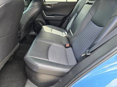 Used 2022 Toyota RAV4 XSE AWD/4WD image 17