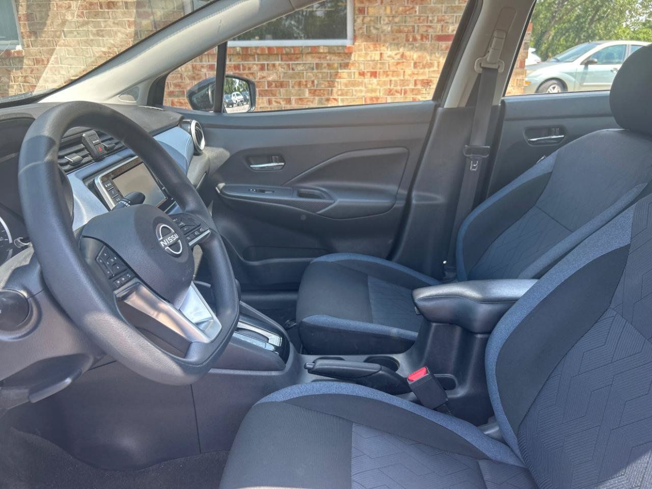 Used 2023 Nissan Versa SV FWD image 17