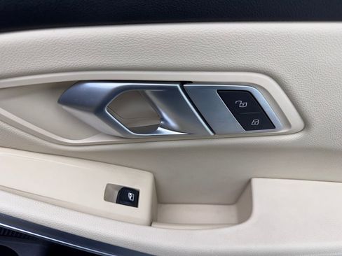 Used 2022 BMW 330i 330i SPORT LINE,NAV,CAM,SUNROO w/ Convenience Package image 48