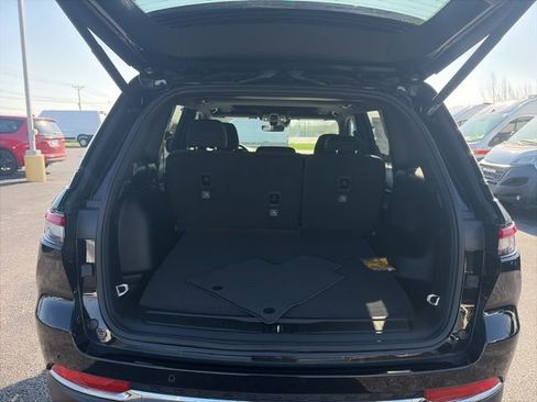 New 2026 Jeep Grand Cherokee Laredo X AWD/4WD image 5