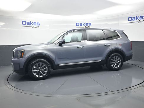 New 2025 Kia Telluride LX FWD image 5