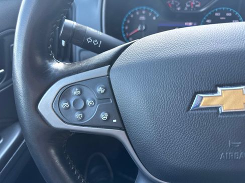 Used 2022 Chevrolet Colorado Z71 w/ Safety Package AWD/4WD image 33