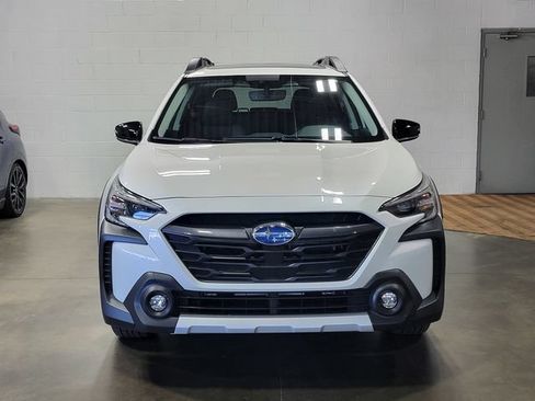 Certified 2024 Subaru Outback Limited AWD/4WD image 3