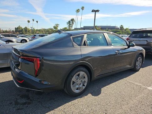 Used 2025 Kia K4 LX image 4
