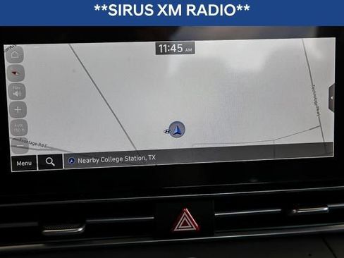 Used 2024 Hyundai Elantra SEL w/ Convenience Package image 17