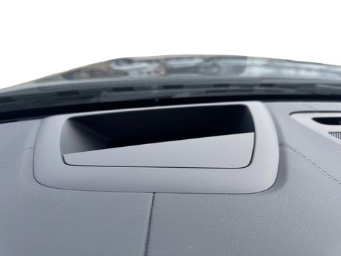 New 2026 Volvo V60 B5 Cross Country Ultra w/ Protection Package Premier image 17