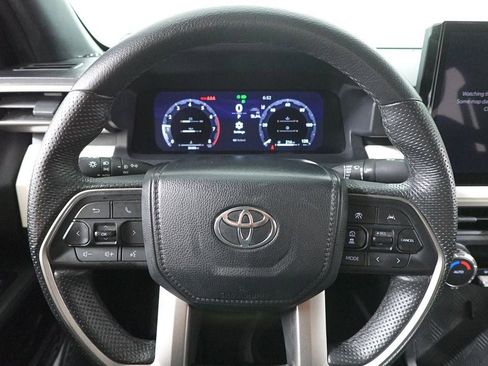 Used 2024 Toyota Tacoma TRD Off-Road image 14