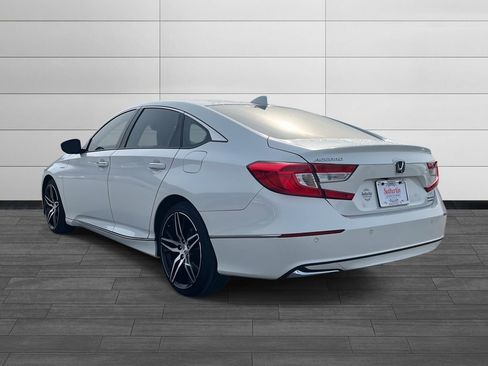 Used 2021 Honda Accord Touring image 5