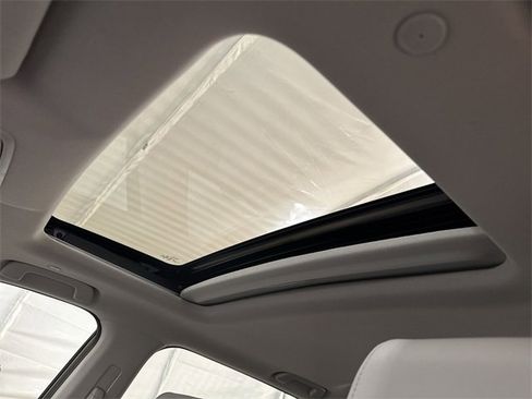 Used 2025 Honda CR-V EX-L image 18