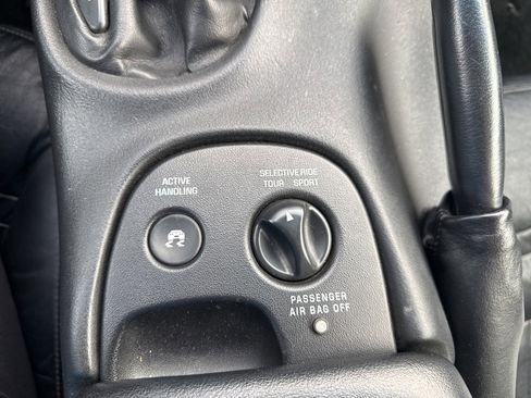 Used 2004 Chevrolet Corvette Convertible w/ Preferred Equipment Group image 10