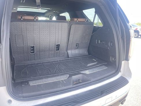 Used 2022 Chevrolet Tahoe High Country AWD/4WD image 14