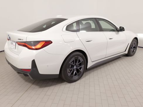 Used 2025 BMW i4 xDrive40i w/ Premium Package AWD/4WD image 10