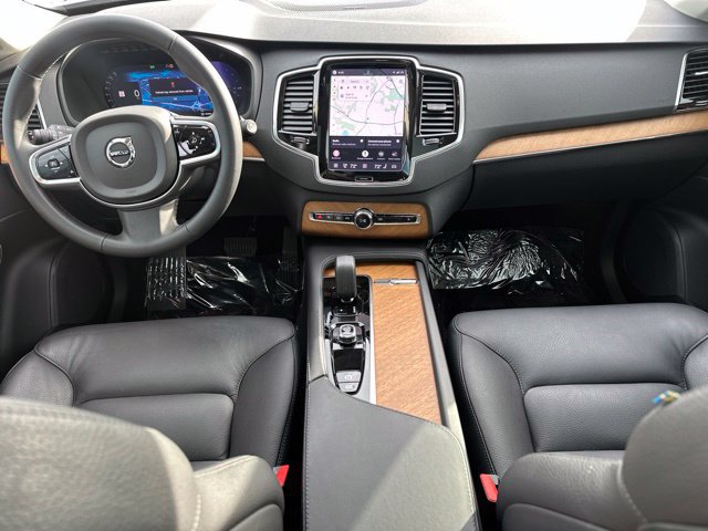 Certified 2024 Volvo XC90 T8 Plus w/ Protection Package Premier AWD/4WD image 16