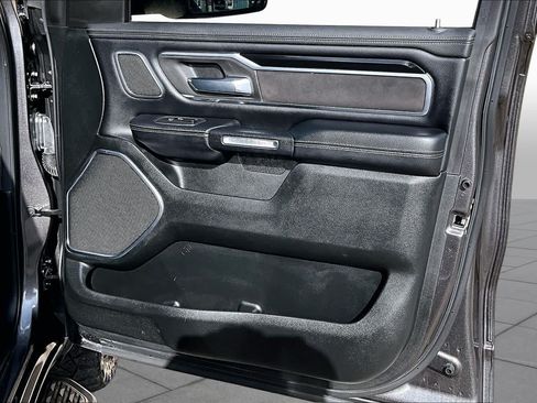 Used 2021 RAM 1500 Laramie AWD/4WD image 25