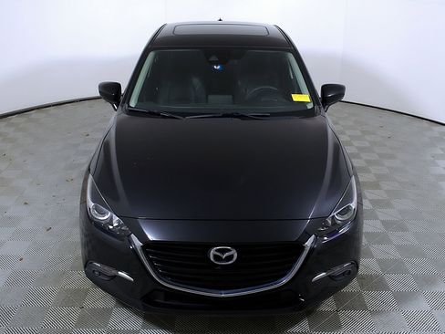 Used 2017 MAZDA MAZDA3 Grand Touring image 4
