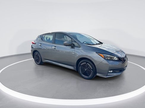 Used 2023 Nissan Leaf SV Plus image 2