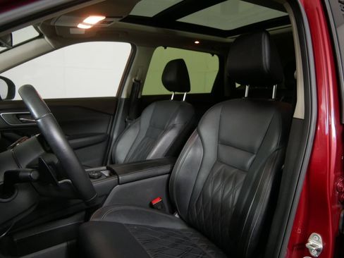 Used 2023 Nissan Rogue Platinum AWD/4WD image 12