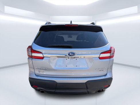 Used 2022 Subaru Ascent Limited w/ Technology Package AWD/4WD image 4