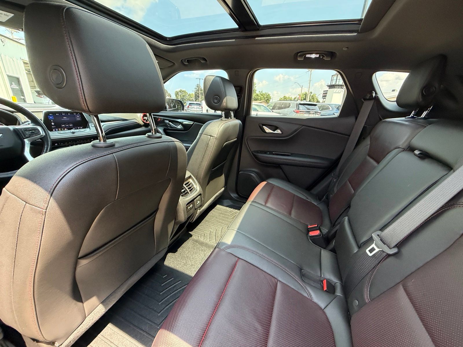 Used 2019 Chevrolet Blazer RS FWD image 24
