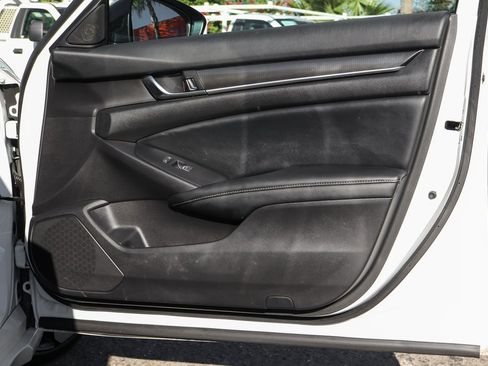 Used 2022 Honda Accord Sport image 37