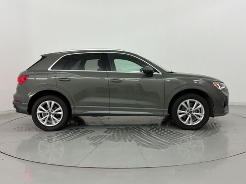 Used 2025 Audi Q3 2.0T Premium AWD/4WD image 8