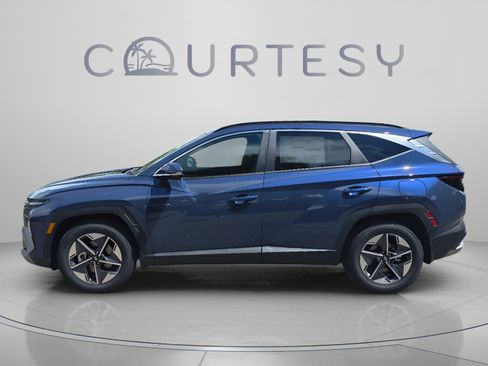 New 2026 Hyundai Tucson SEL FWD image 2