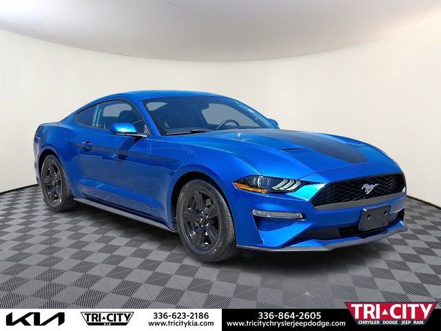 Used 2019 Ford Mustang Coupe RWD image 1