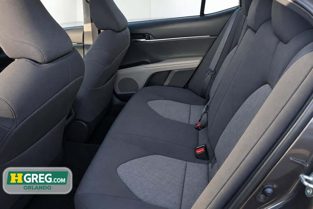 Used 2020 Toyota Camry LE FWD image 15