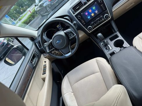 Used 2018 Subaru Outback 2.5i Limited w/ Popular Package #2 AWD/4WD image 11