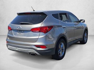 Used 2018 Hyundai Santa Fe Sport FWD video 4