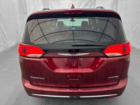 Used 2019 Chrysler Pacifica Limited FWD image 6