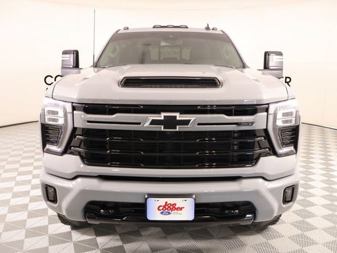 Used 2024 Chevrolet Silverado 2500 LT w/ Z71 Sport Edition AWD/4WD image 9