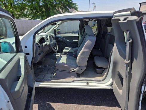 Used 2015 Nissan Frontier S RWD image 20