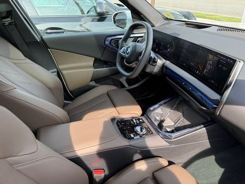 Used 2025 BMW X3 xDrive30i w/ Premium Package AWD/4WD image 24