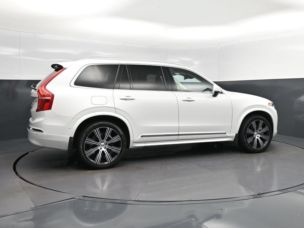 Used 2023 Volvo XC90 B6 Ultimate w/ Protection Package Premier AWD/4WD image 8