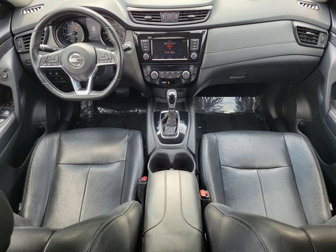 Used 2019 Nissan Rogue SV FWD image 20