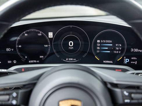 Used 2020 Porsche Taycan 4S image 14