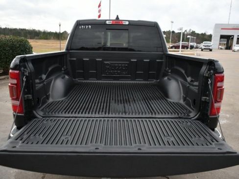 Used 2022 RAM 1500 Laramie image 9
