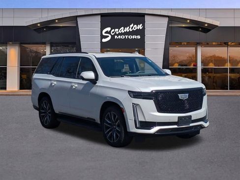 Certified 2021 Cadillac Escalade Sport Platinum AWD/4WD image 7