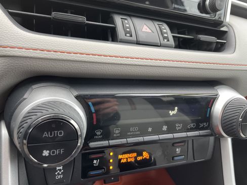 Used 2020 Toyota RAV4 Adventure image 27