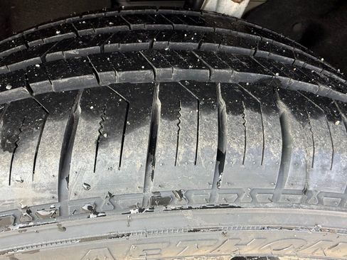 Used 2022 Dodge Durango GT image 28