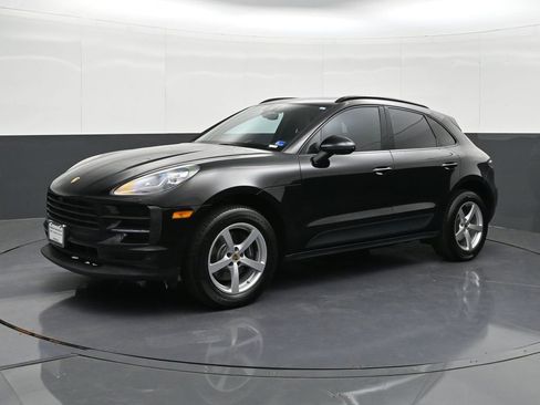 Used 2019 Porsche Macan AWD/4WD image 1