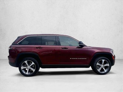 Used 2025 Jeep Grand Cherokee Limited 4xe AWD/4WD image 5