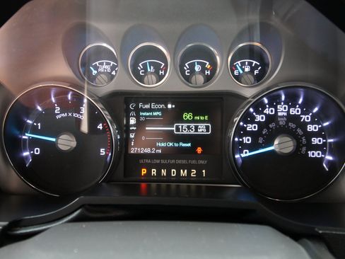 Used 2013 Ford F350 Lariat w/ Lariat Ultimate Pkg AWD/4WD image 29