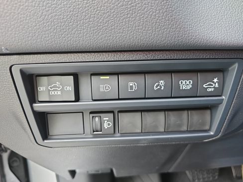 New 2026 Toyota Tundra Limited AWD/4WD image 25