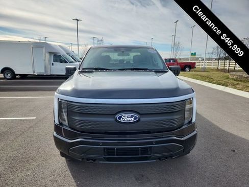 Used 2025 Ford F150 Lightning Flash image 3