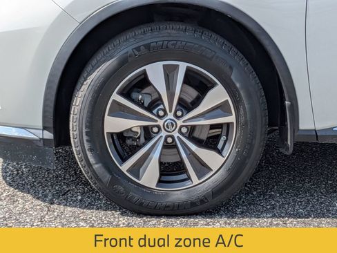 Used 2019 Nissan Murano SV w/ Premium Package FWD image 13