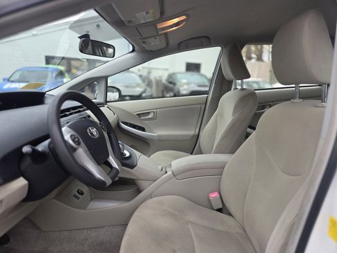Used 2010 Toyota Prius Three image 17